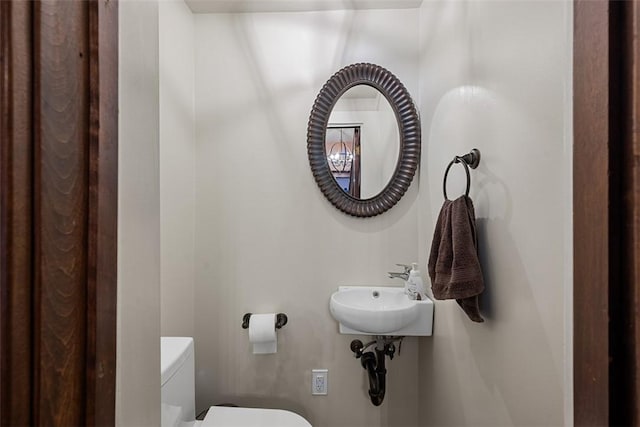 81 Dinsmore Ave, Crafton, PA 15205 - bathroom with toilet and a sink