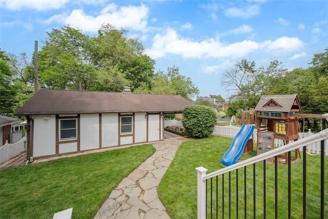 81 Dinsmore Ave, Crafton, PA 15205 - view of yard featuring a playground