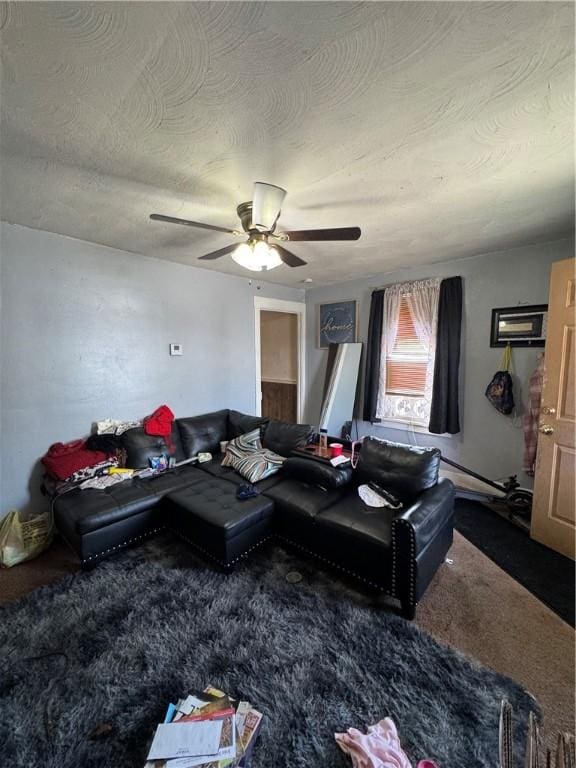 200 Jarvis St, Aliquippa, PA 15001 - living room featuring carpet, a ceiling fan, and a textured ceiling