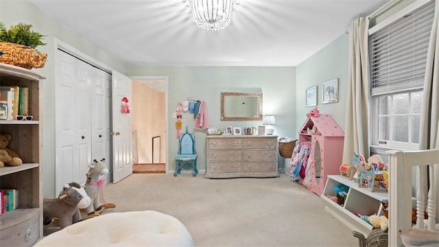 609 Twin Pine Rd, Fox Chapel, PA 15215 - bedroom featuring carpet flooring, a closet, and a chandelier