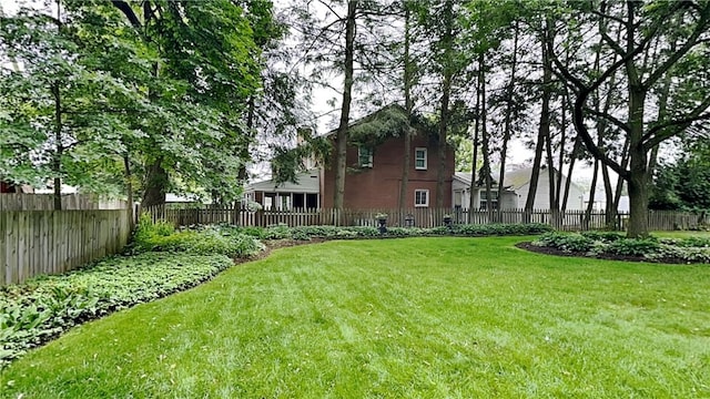 217 Monroe Dr, Ross Twp, PA 15229 - view of yard