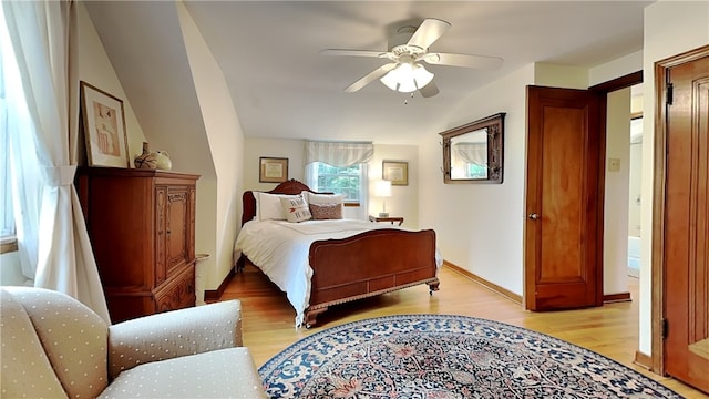 217 Monroe Dr, Ross Twp, PA 15229 - bedroom featuring light wood-style flooring and a ceiling fan