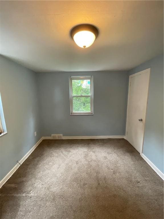 1114 Ingham St, Marshall Shadeland, PA 15212 - spare room featuring carpet flooring