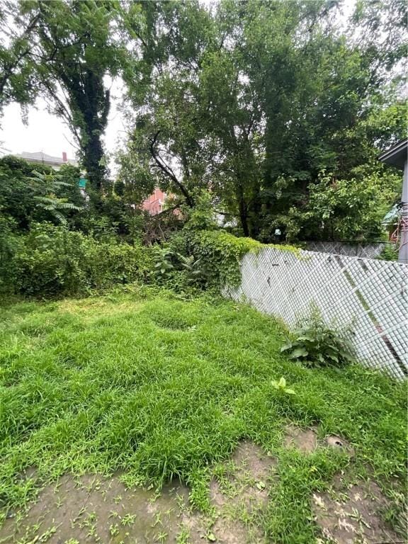 1114 Ingham St, Marshall Shadeland, PA 15212 - view of yard