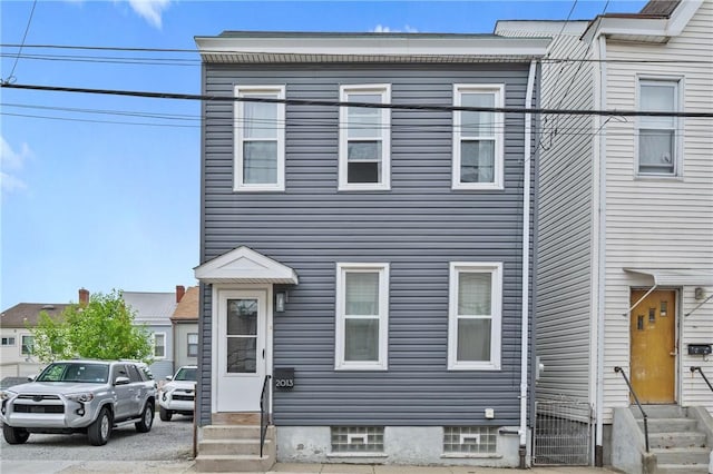 2013 Straubs Ln, Troy Hill, PA 15212 - townhome / multi-family property featuring entry steps