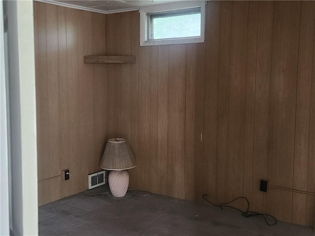 1340 Silver Ln, Robinson Twp Nwa, PA 15108 - laundry area with wooden walls and carpet floors