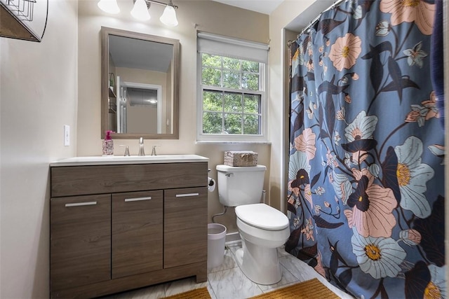 401 Olde Ingomar Ct, Mccandless, PA 15237 - bathroom featuring vanity and curtained shower