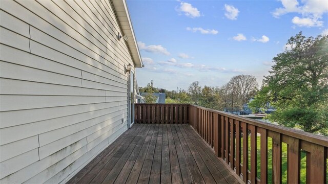 304 Wylie Ave, Elizabeth Twp/Boro, PA 15037 - view of wooden terrace