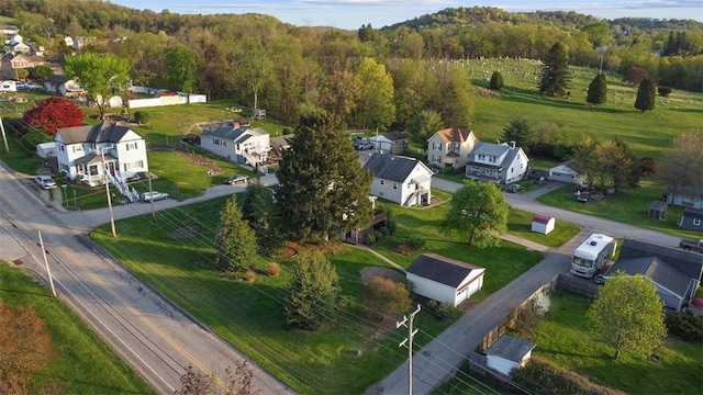 304 Wylie Ave, Elizabeth Twp/Boro, PA 15037 - aerial view of property and surrounding area featuring nearby suburban area and a forest