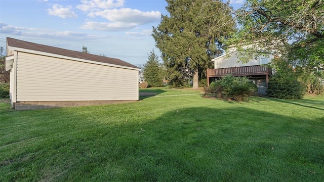 304 Wylie Ave, Elizabeth Twp/Boro, PA 15037 - view of green lawn with a wooden deck