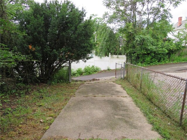 1465 Steuben St, Crafton Heights, PA 15205 - view of street featuring a gated entry