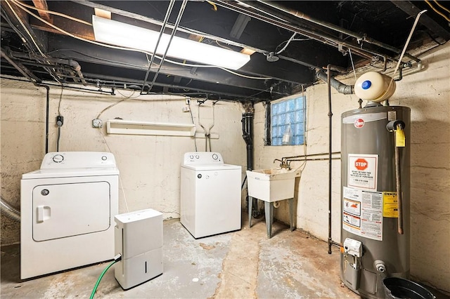 1334 Franklin Ave, Wilkinsburg, PA 15221 - laundry area featuring gas water heater and washer and dryer