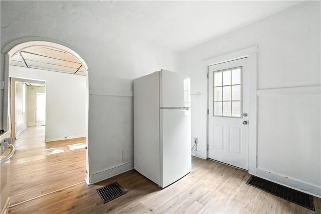 2505 Gable St, South Side, PA 15210 - entrance foyer with light wood-type flooring