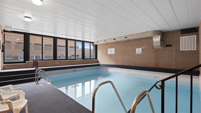 220 N Dithridge St Unit 1001, Oakland, PA 15213 - indoor community pool featuring a jacuzzi