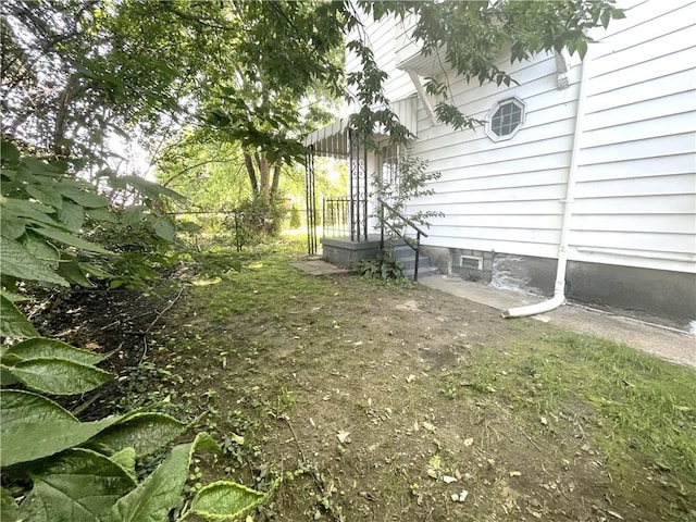516 Division Ave, Bellevue, PA 15202 - view of yard