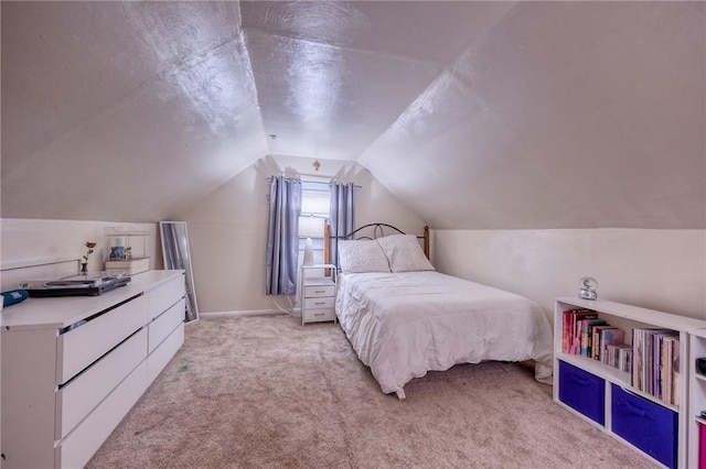 628 Illini, Monroeville, PA 15146 - bedroom with light carpet and lofted ceiling