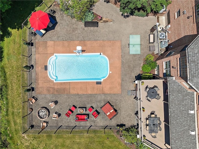548 Lang Rd, Sewickley Heights, PA 15143 - aerial view of a pool area