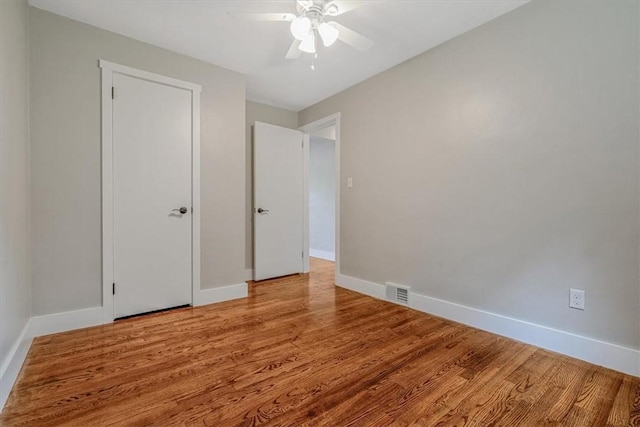 5241 Gardenville, Bethel Park, PA 15236 - unfurnished bedroom featuring light wood finished floors and a ceiling fan