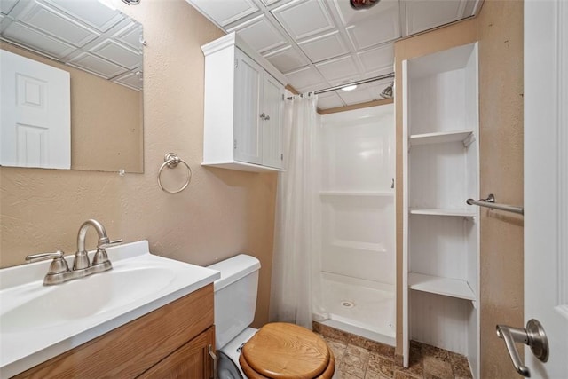 345 Franklin Dr, Peters Twp, PA 15241 - full bath featuring a shower with curtain and vanity