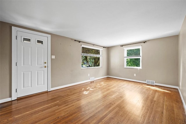 345 Franklin Dr, Peters Twp, PA 15241 - unfurnished room with wood finished floors and baseboards