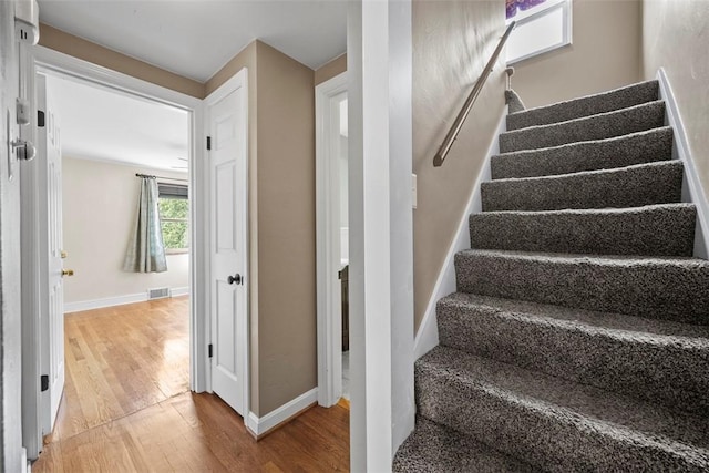 345 Franklin Dr, Peters Twp, PA 15241 - stairway featuring wood finished floors and baseboards