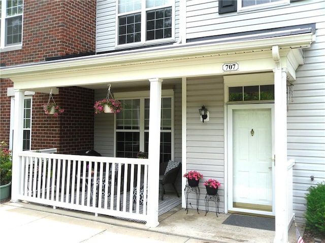 707 Sonie Dr, Ohio Twp, PA 15143 - photo 1