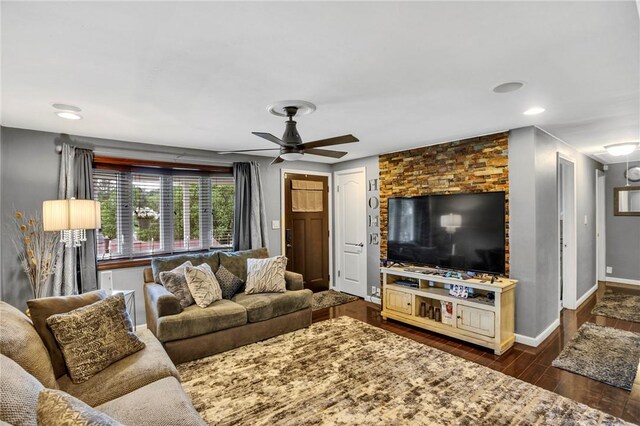 101 Stella Dr, Level Green, PA 15085 - photo 5