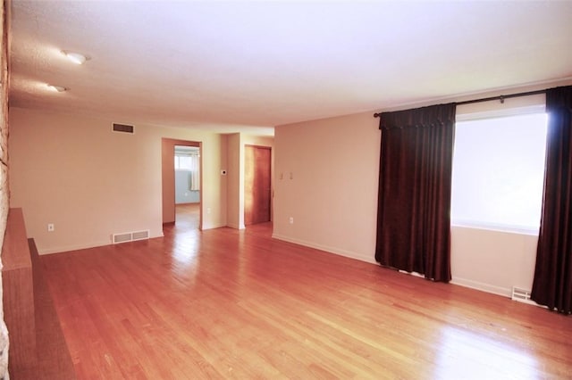 202 Dominican Way, Zelienople Boro, PA 16063 - unfurnished room featuring light wood-type flooring and baseboards
