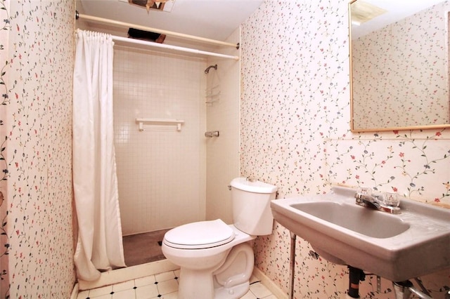 202 Dominican Way, Zelienople Boro, PA 16063 - bathroom featuring wallpapered walls and a stall shower