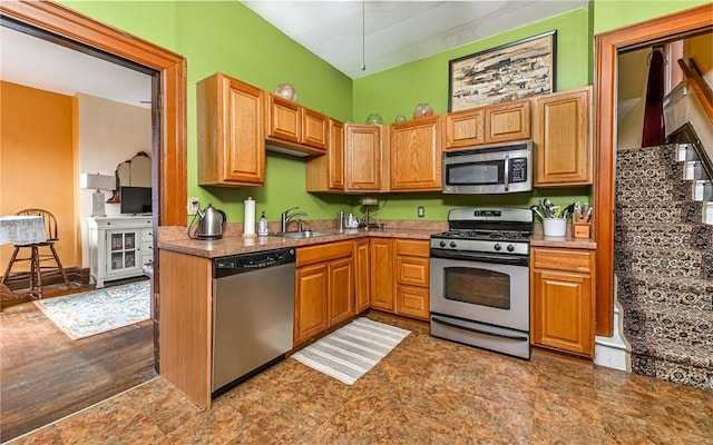 609 N Beatty, East Liberty, PA 15206 - kitchen with stainless steel appliances and a sink