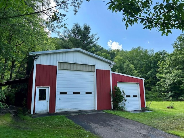 4627 Water Level Rd, Milford Twp, PA 15557 - view of detached garage