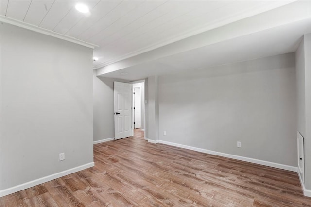 117 Heather Dr, Center Twp Bea, PA 15061 - spare room with wood finished floors, crown molding, and recessed lighting