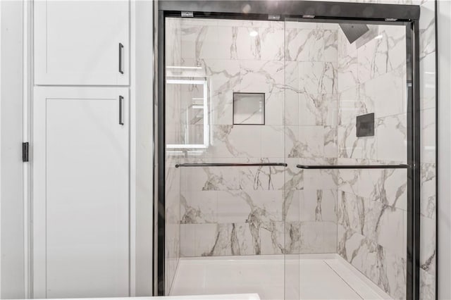 117 Heather Dr, Center Twp Bea, PA 15061 - full bathroom featuring a marble finish shower