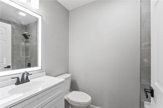 117 Heather Dr, Center Twp Bea, PA 15061 - bathroom with vanity and a tile shower