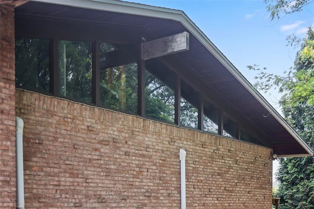 287 Rankin Rd, Belle Vernon, PA 15012 - exterior view of brick siding