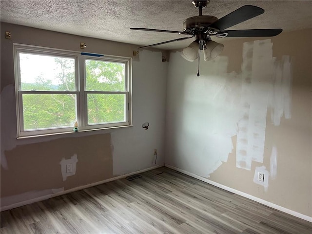 4 Lou Anne Ln, Delmont, PA 15626 - photo 14