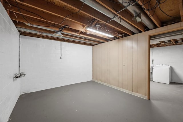305 Laporte Ct, Cranberry Twp, PA 16066 - unfinished below grade area with washer / clothes dryer