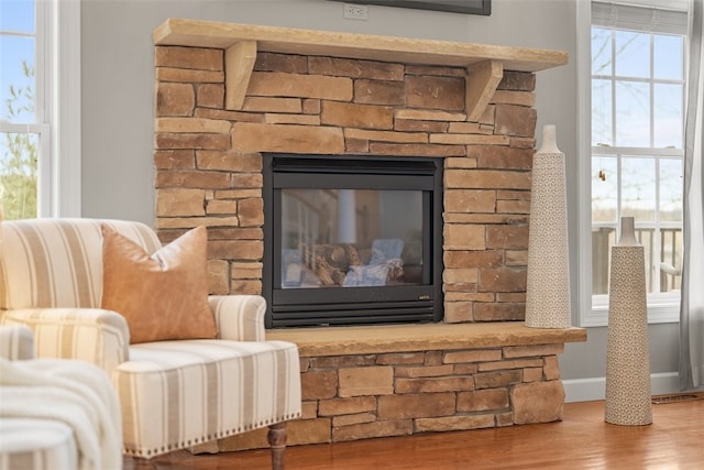 1011 Lakeside Dr, Mount Pleasant Twp Was, PA 15057 - detailed view of wood finished floors and a fireplace
