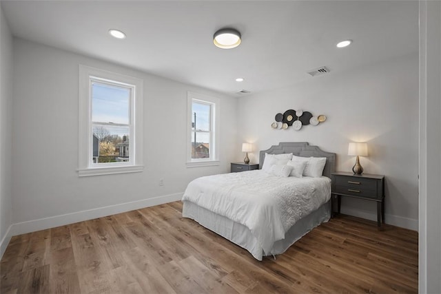 141 Blackhawk St, Squirrel Hill, PA 15218 - bedroom with wood finished floors and recessed lighting