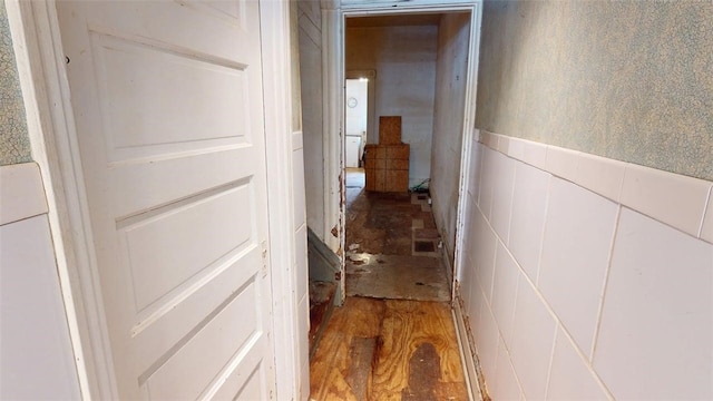 237 Wick St, Hill District, PA 15219 - hall with light wood-type flooring