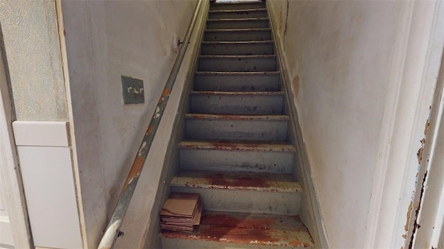 237 Wick St, Hill District, PA 15219 - view of staircase