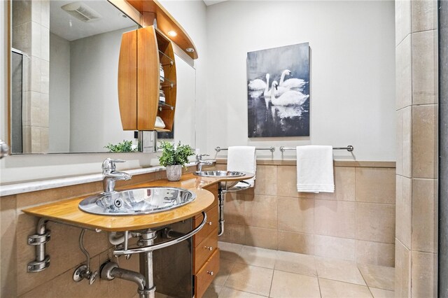 140 N Woodland Rd, Shadyside, PA 15232 - bathroom with a sink and tile patterned floors