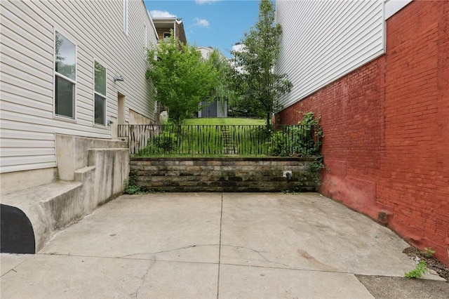 3130 Dobson St, Polish Hill, PA 15219 - view of patio