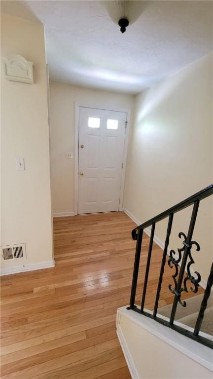 402 Forest Ridge Dr, Forest Hills Boro, PA 15221 - foyer entrance with light wood-style flooring