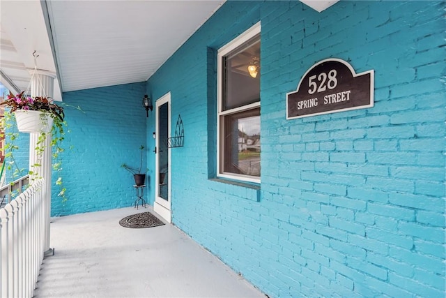 528 Spring St, Latrobe, PA 15650 - property entrance