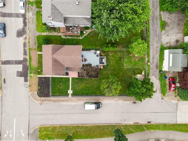 528 Spring St, Latrobe, PA 15650 - drone / aerial view
