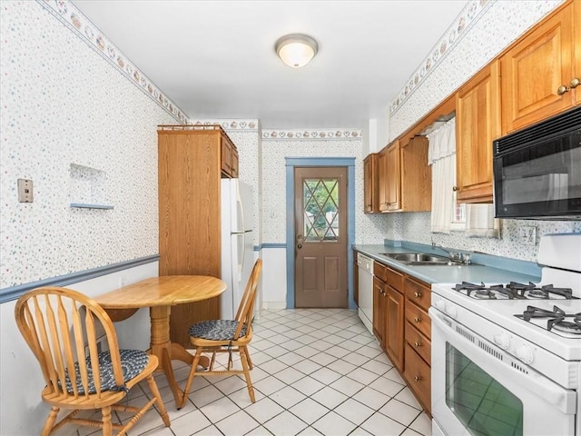 121 Highland Ave, West View, PA 15229 - photo 8