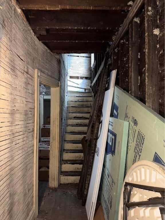 4007 Portman Ave, Observatory Hill, PA 15214 - view of stairway