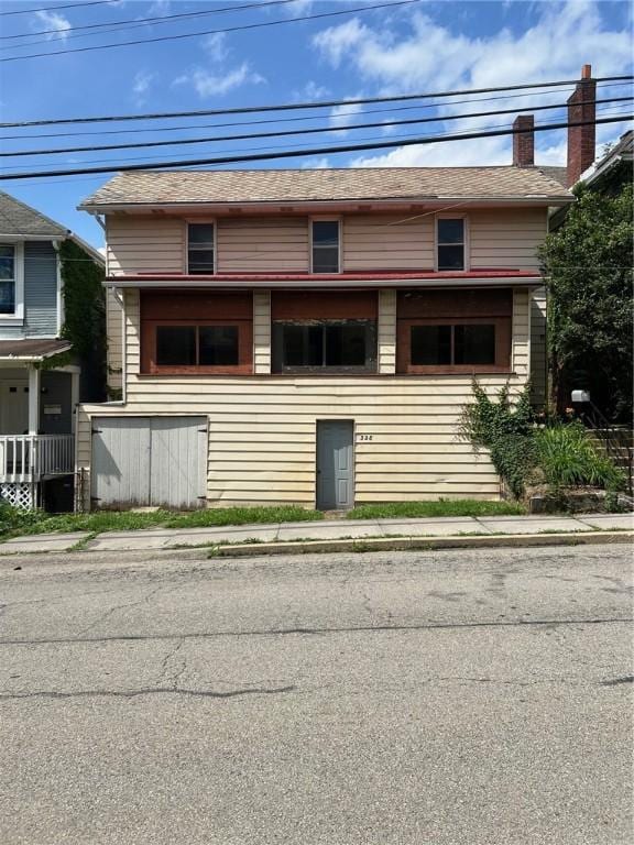 328 New Castle St, City Of But Nw, PA 16001