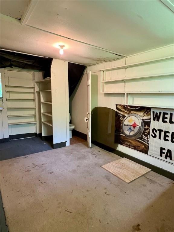 328 New Castle St, City Of But Nw, PA 16001